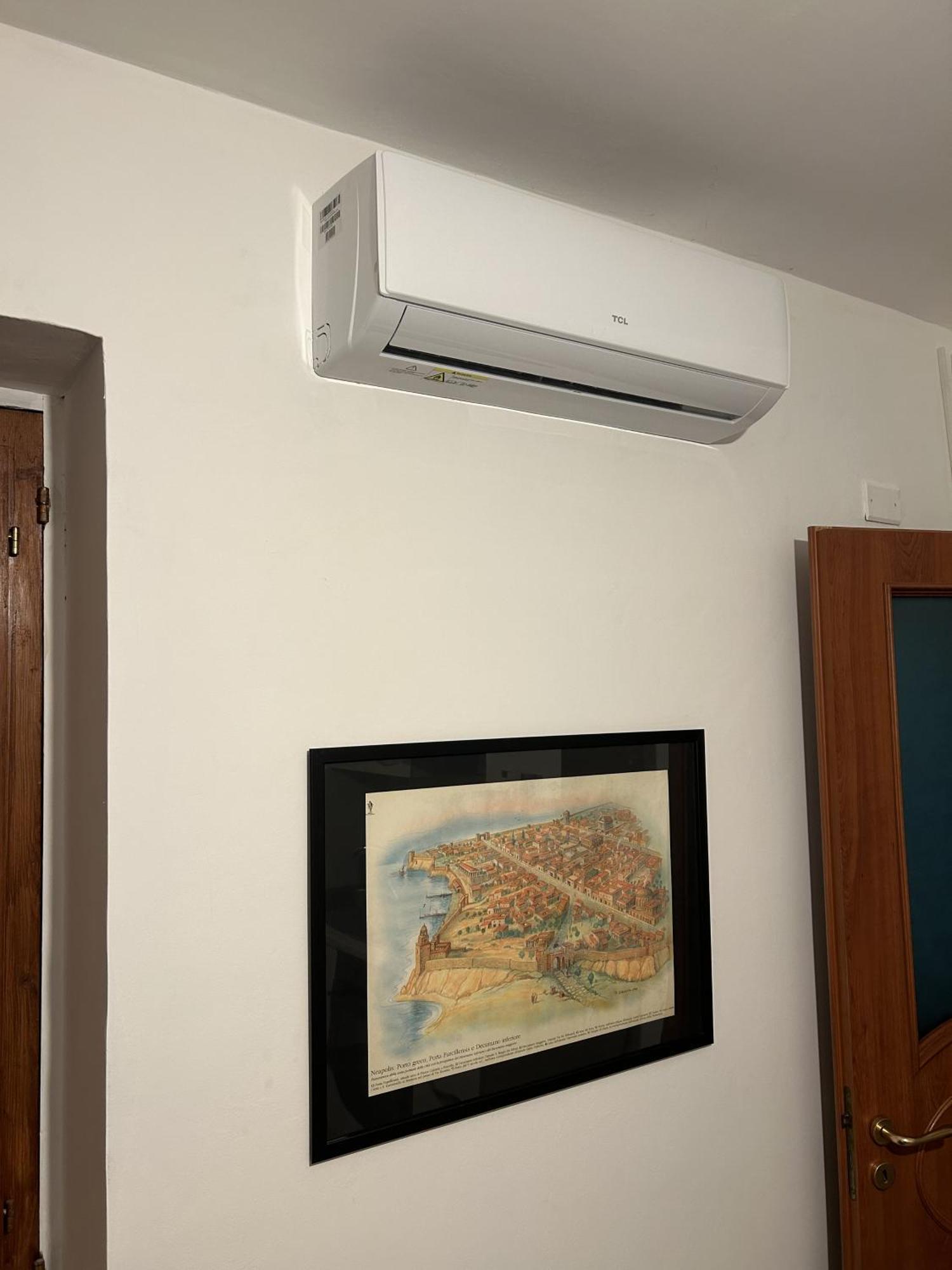 Appartamento Casa Con Terrazzo In Centro Napoli Esterno foto